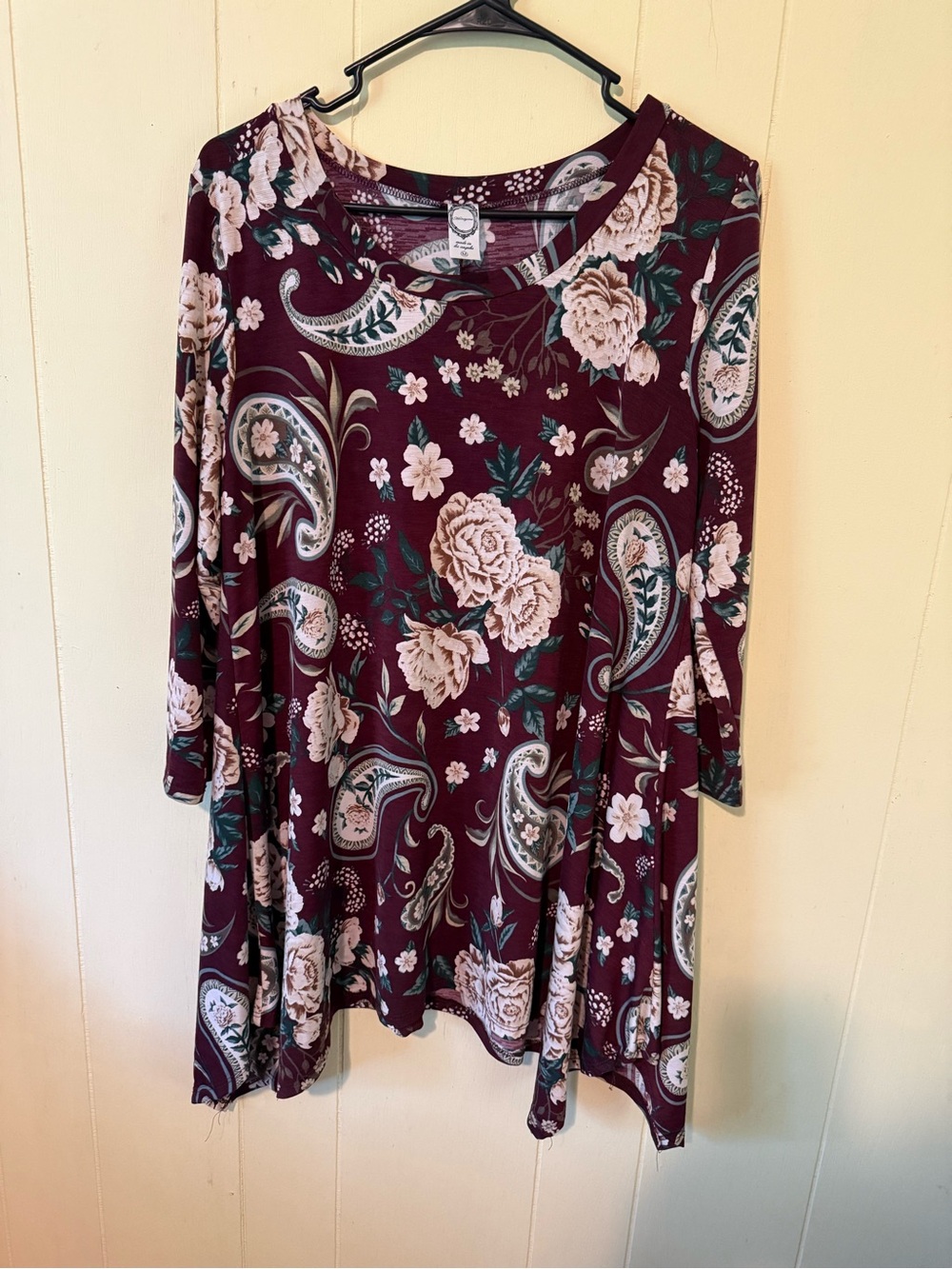 Floral Paisley Swing Top - Burgundy